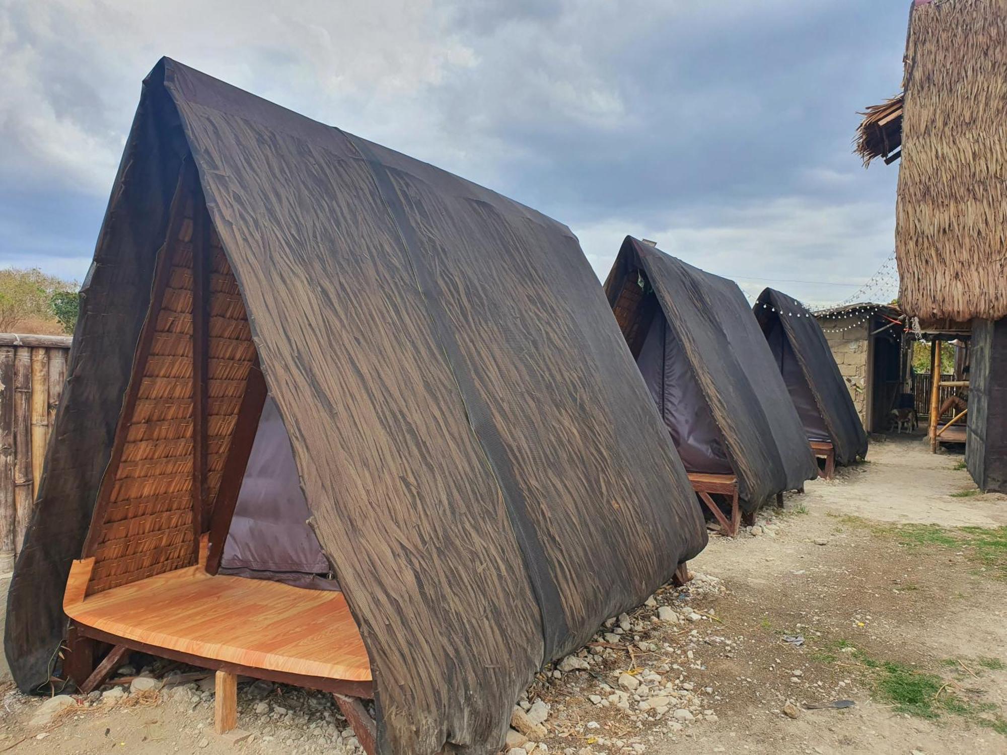 Calatagan'S Bahay Kubo - With Beach Access Batangas Exterior foto